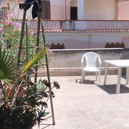 Le Bistro Trappeto Трапето Екстериор снимка
